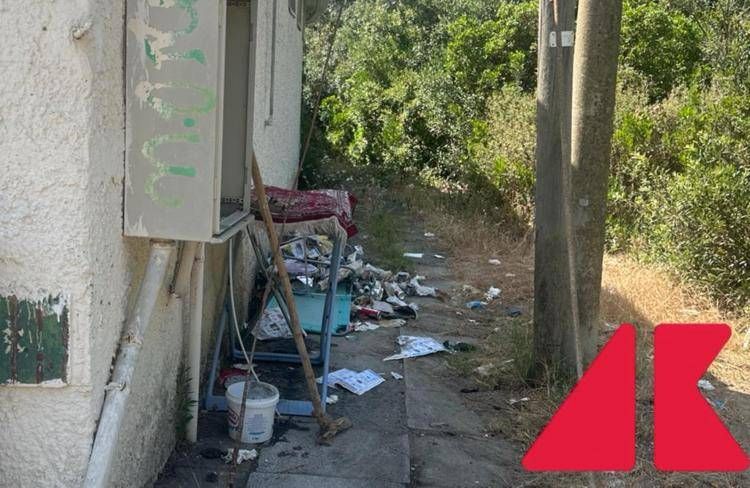 Tra Ostia e Torvaianica neanche un bagno pubblico in 2 km di spiaggia, i 'Cancelli' nel degrado