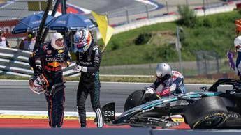 Gp Austria, incidente Antonelli-Verstappen e penalità per Kimi - Vid
