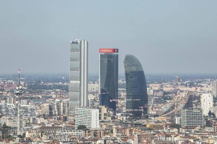 Skyline estivo di Milano - Ipa