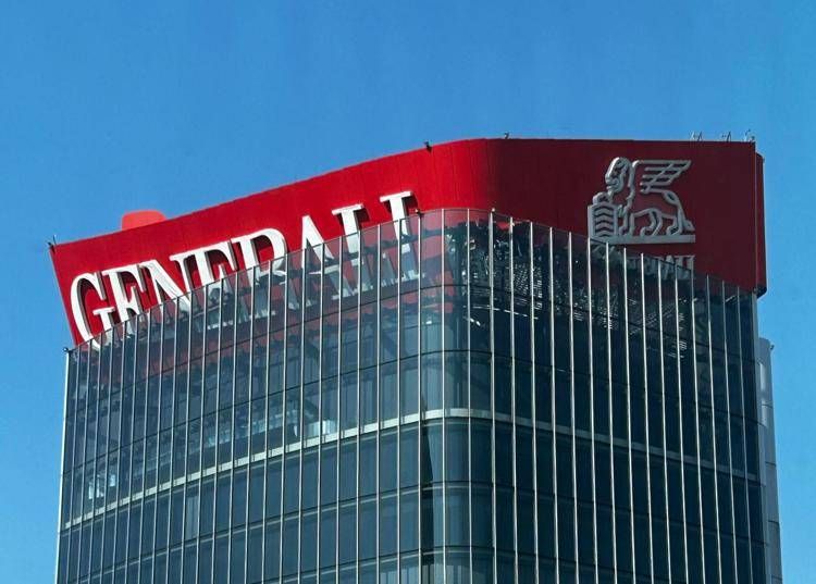 Insegna Generali collassata