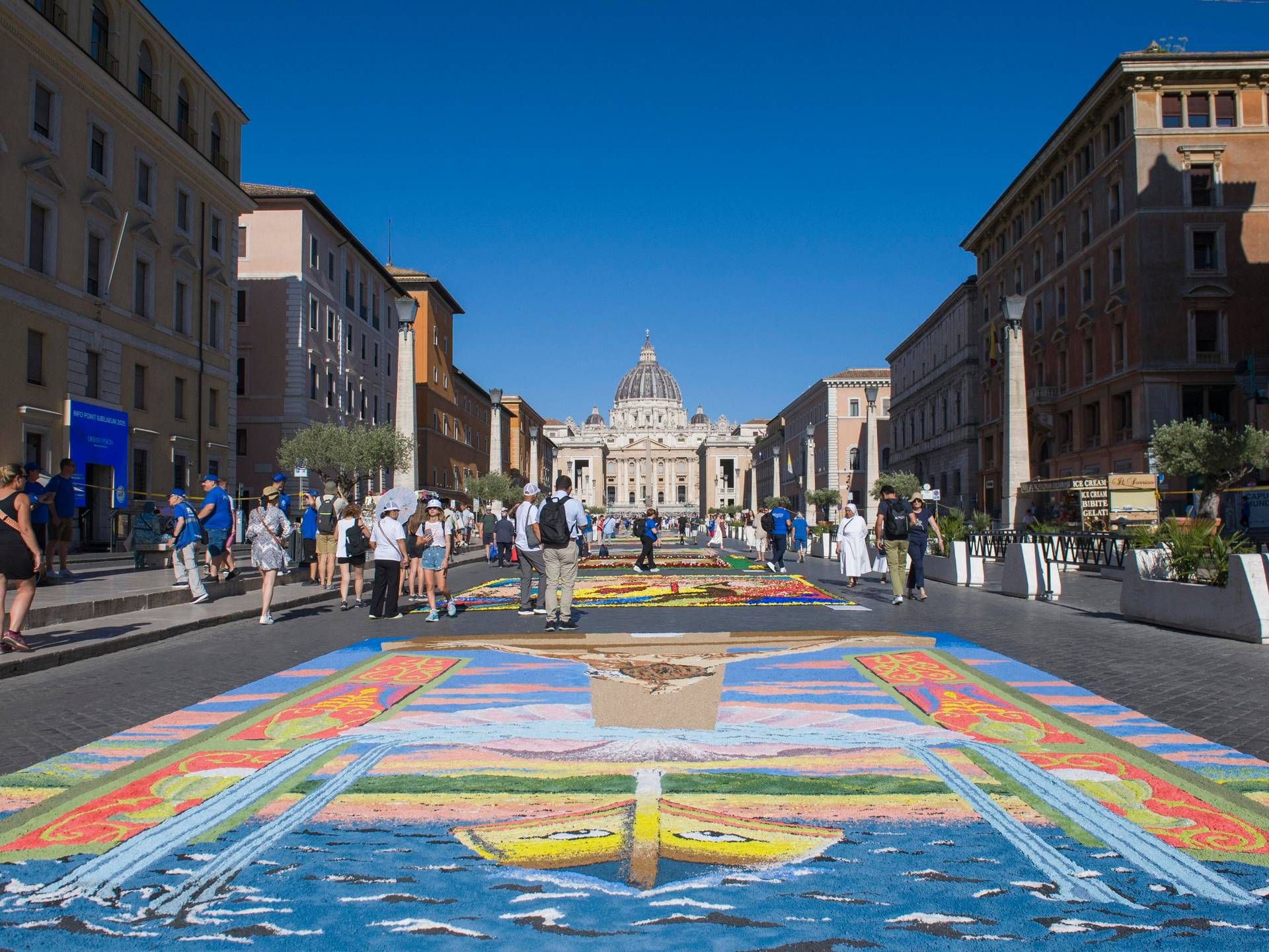 pro loco infiorata giubileo 3 comm