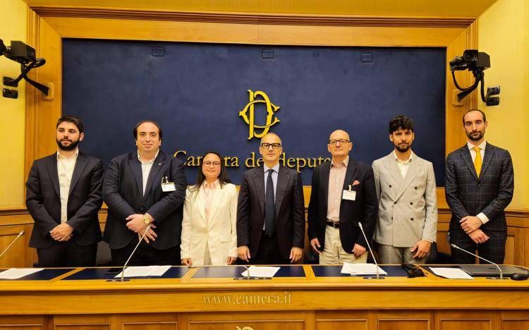 L'appello delle startup italiane alla Camera: l'IA è futuro, non burocrazia, chiesto stop all'AI Act