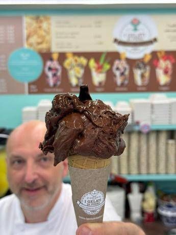 Lucca omaggia Jennifer Lopez con un gelato dal 'gusto travolgente'