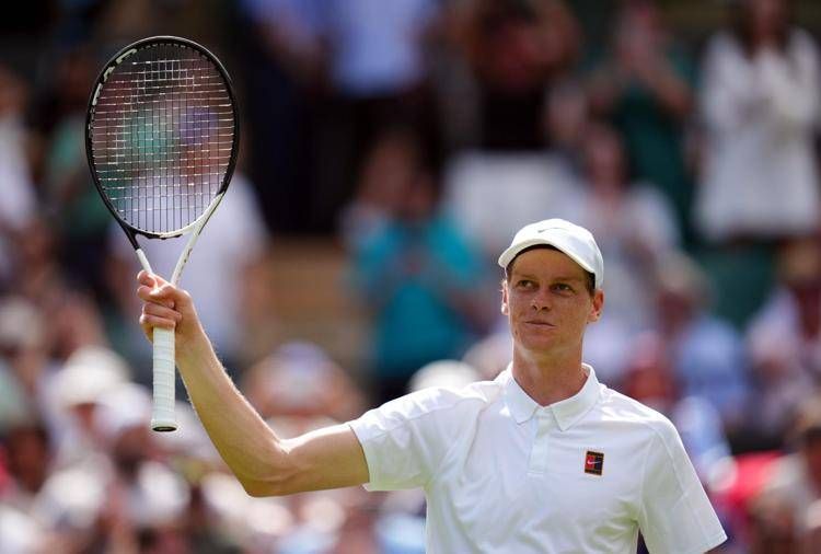 Wimbledon, Sinner spaziale contro Shelton: "Gomito migliorato, non voglio scuse"