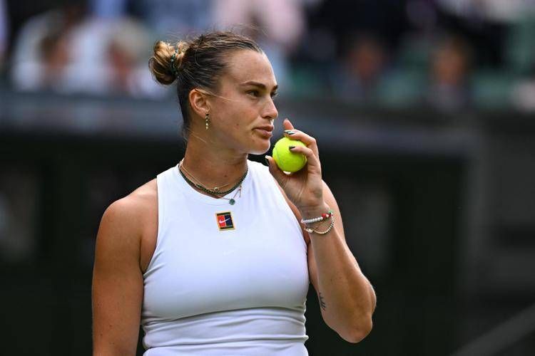 Wimbledon, i match di oggi da Alcaraz a Sabalenka - La diretta Wimbledon, i match di oggi da Alcaraz a Sabalenka - La diretta