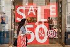 Saldi estivi - Fotogramma / Ipa