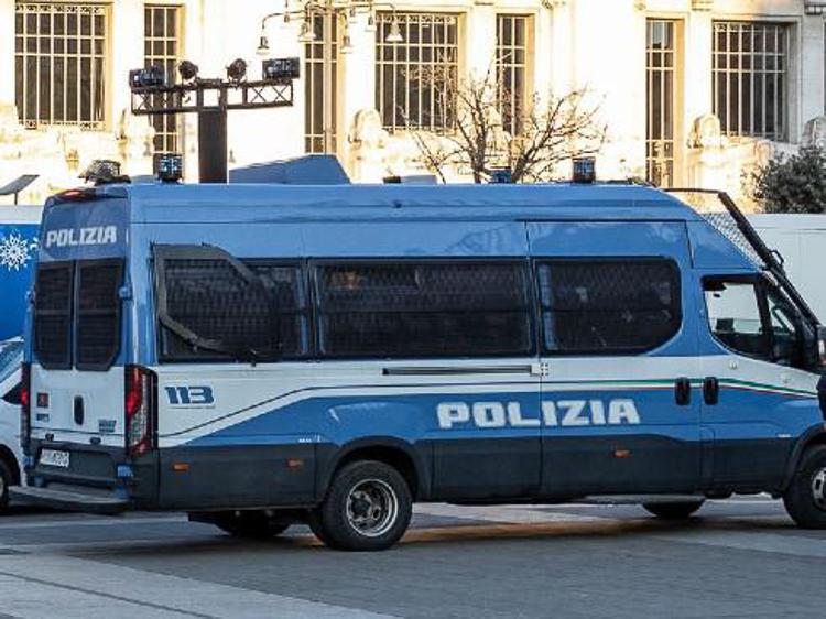 Ricercato per l'omicidio di madre e fratello in Francia, arrestato a Milano