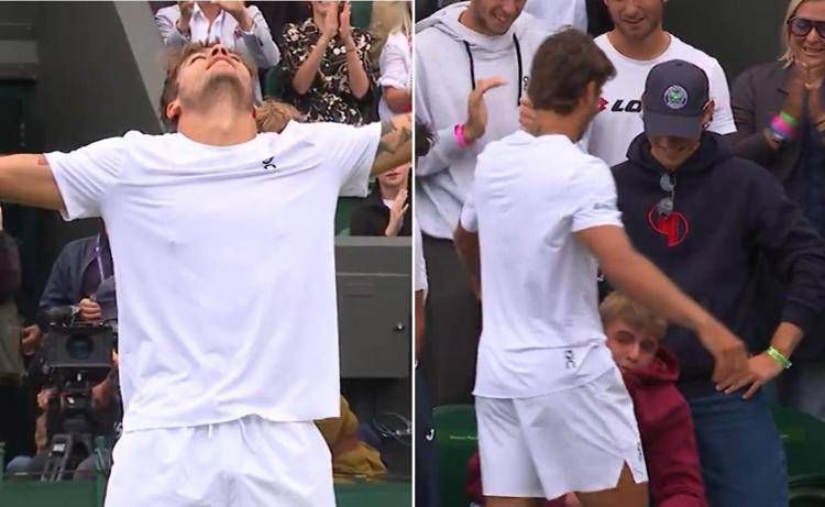 Cobolli, festa e lacrime a Wimbledon: l'abbraccio con Bove