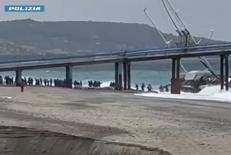 Traffico di migranti, sbarco sulle coste di Reggio Calabria - Polizia
