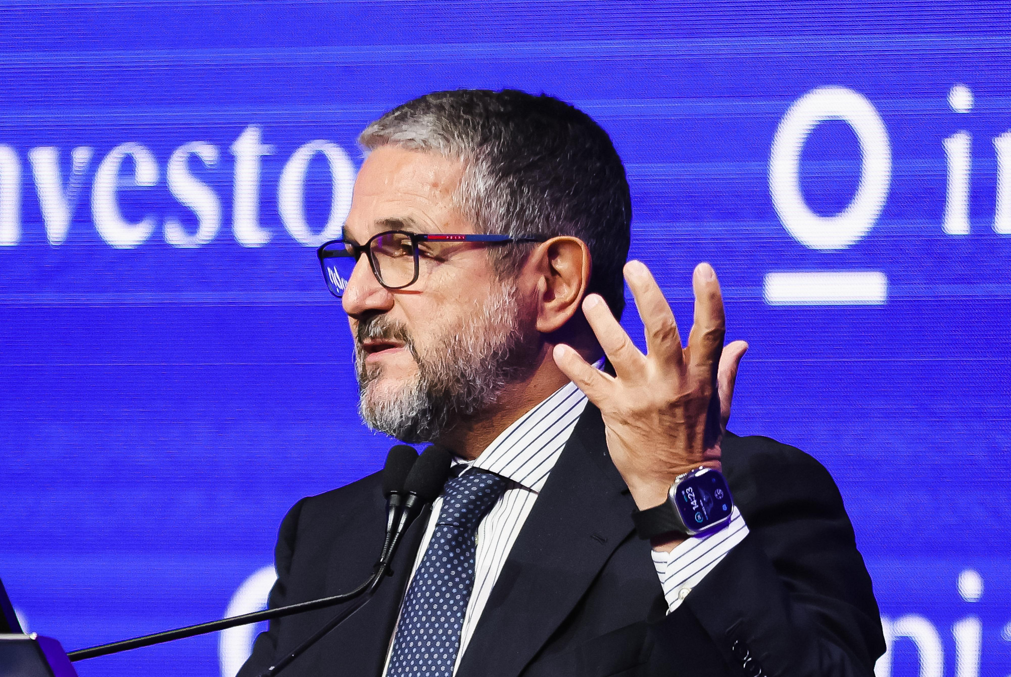 “Yüksek kamu açığıyla karşılaşma gelirini garanti etmeye hizmet ediyorlar”