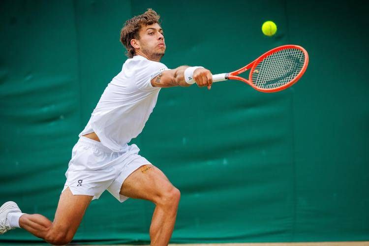 Cobolli-Djokovic oggi a Wimbledon 2025: orario, precedenti e dove vederla