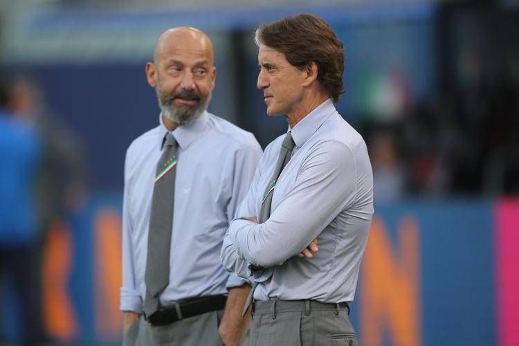 Vialli avrebbe compiuto oggi 61 anni, il ricordo di Mancini: "Ti voglio bene"