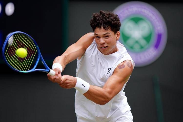 Wimbledon, spalle 'a pois' per Shelton contro Sinner. Ecco cos'è la coppettazione