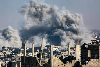 Gaza, 24 morti in raid israeliani. Fonti mediche: 