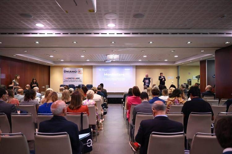 Malattie rare: rapporto MonitoRare Uniamo, il sistema raccontato dai protagonisti