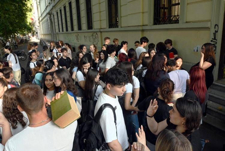 Maturità, studentessa dello 'sciopero' all'orale: "Ambiente scuola disumanizzante"
