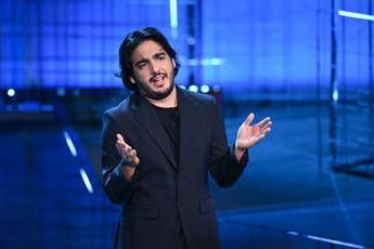 Max Angioni debutta domani su Italia1 con 'Max Working - Lavori in Corso'