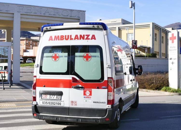 Quindicenne muore schiacciata da un masso sul Piave, si era arrampicata per una foto