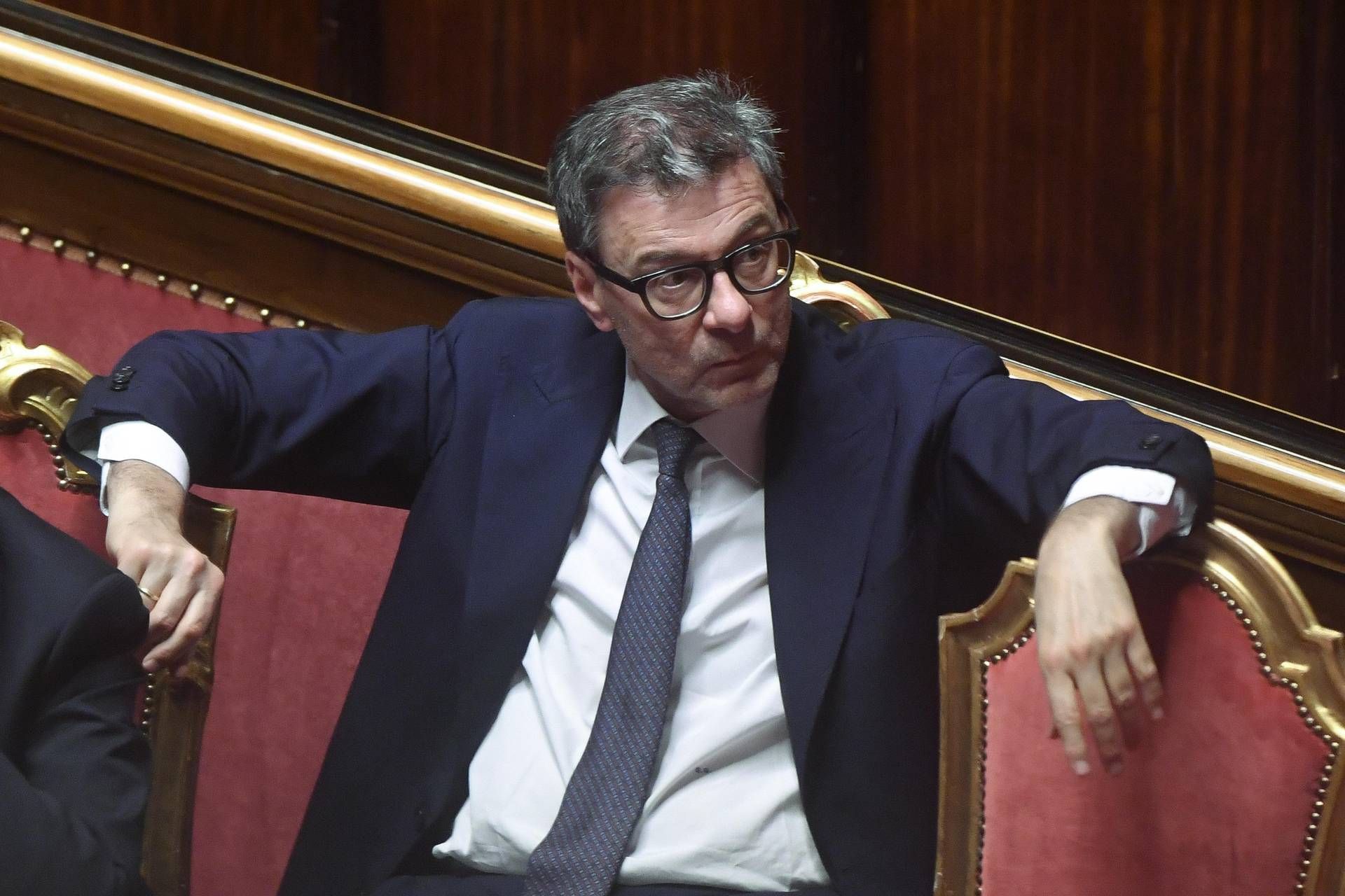 Dazi, Giorgetti: "Oltre 10% non sopportabile, Ue non molli un centimetro"