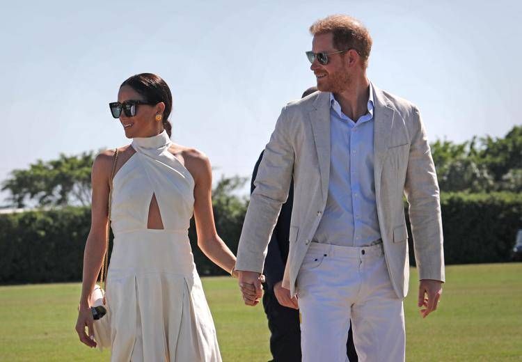 Lo zampino di Meghan e della sua guru nella possibile pace tra Harry e Re Carlo
