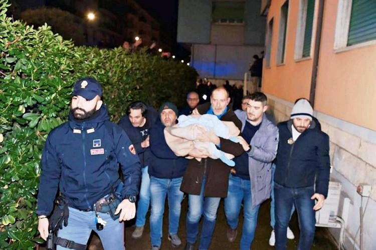 Ritrovata la bambina rapita a Cosenza - Fotogramma / Ipa