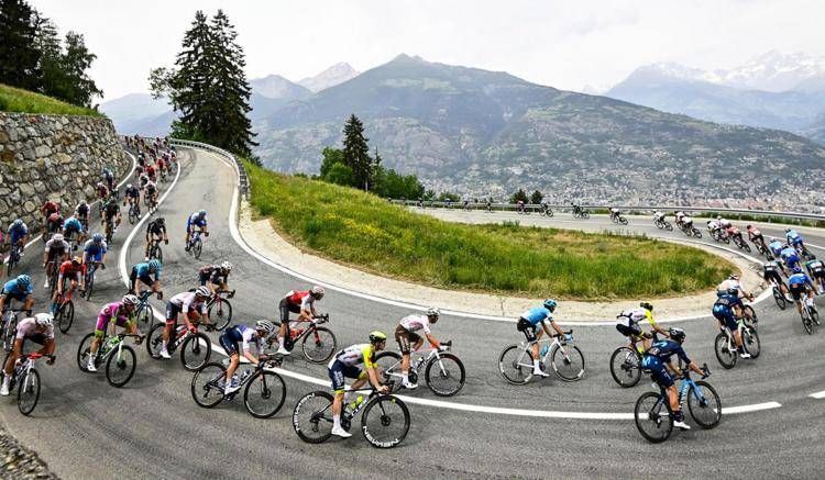 Morto il giovane ciclista caduto al Giro della Valle d'Aosta