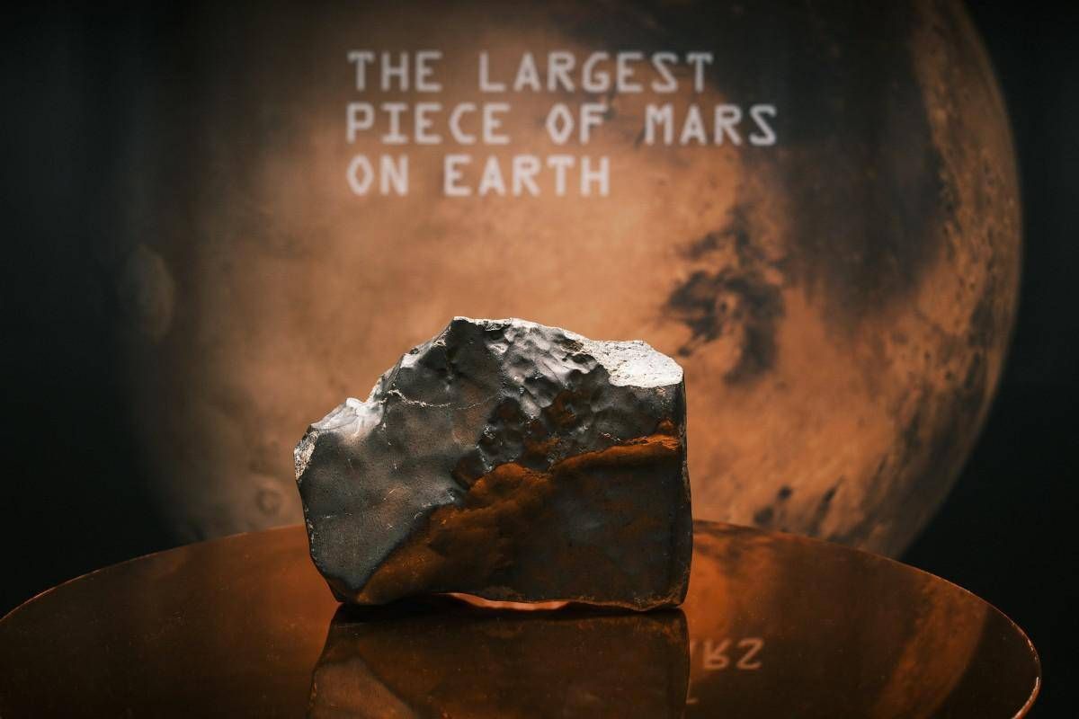 5,3 milyon dolarlık özel bir kişiye Mars'ın bir parçası satıldı