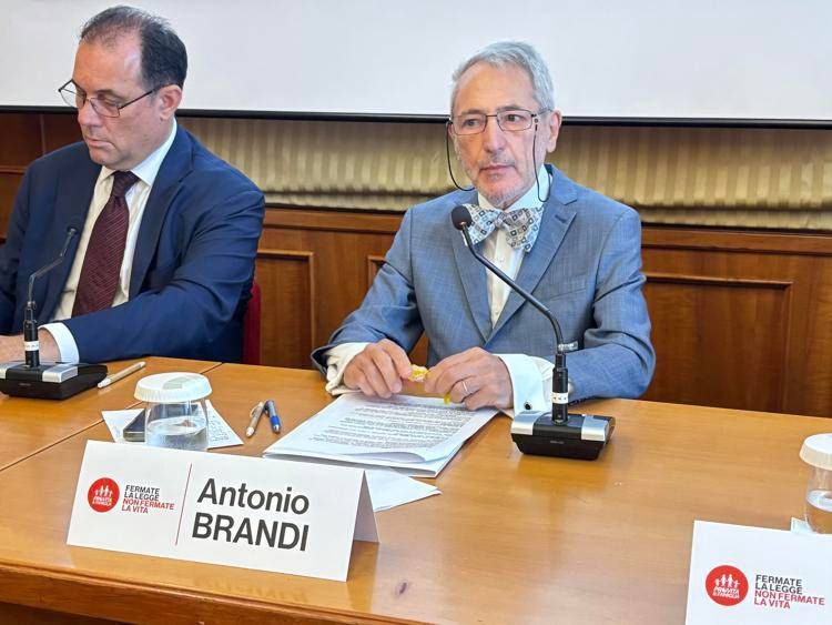 Fine vita, Brandi (Pro Vita Famiglia): 