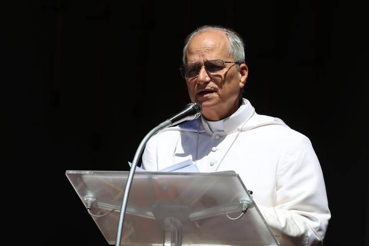 Gaza, Papa: "Si fermi barbarie della guerra, no a spostamento forzato della popolazione"