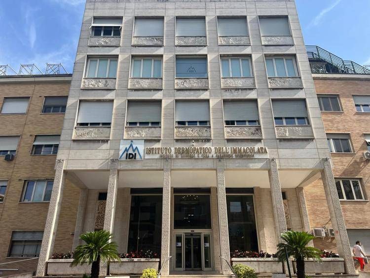 La Lazio e l'Idi insieme per la prevenzione, screening della pelle per calciatori e staff