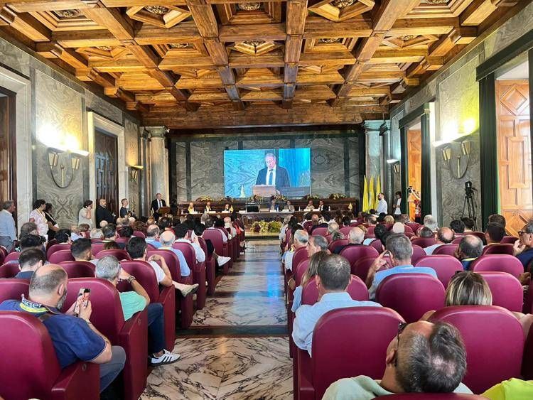 Tabacco, Coldiretti e Philip Morris Italia presentano a Napoli prima tappa roadshow