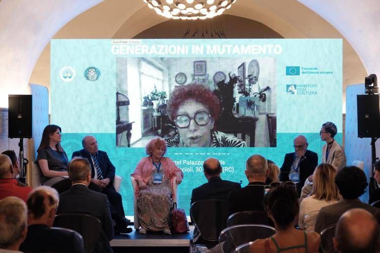 Famiglia, Parsi: "Necessario tutelarla, mettere al primo posto la maternità"