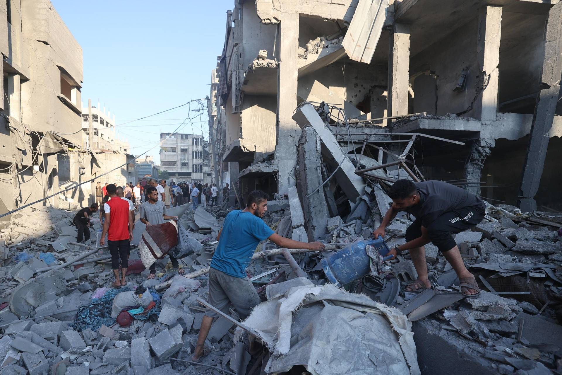 Gaza, media: "Nuovo attacco Israele su Striscia, 5 morti e 20 feriti"