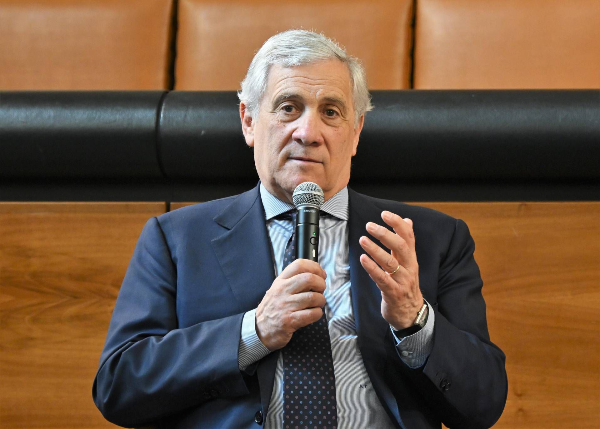 Tajani al Senato: "Quello che accade a Gaza sempre più inaccettabile, carneficina finisca"