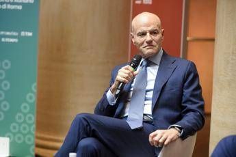 Descalzi: ''2026 promettente per Eni. Valutiamo aumento di buyback''