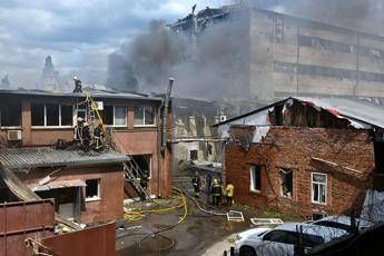 Ucraina-Russia, attacchi su linea Sumy-Kharkiv-Dnipro: morti e feri
