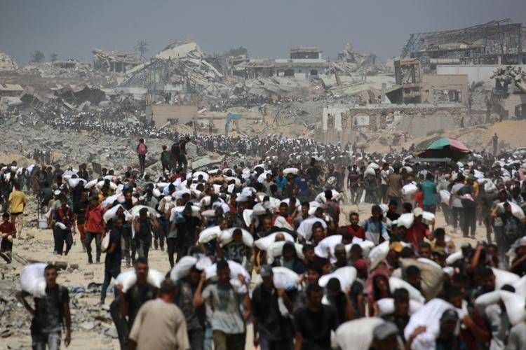 Palestinesi (Afp)