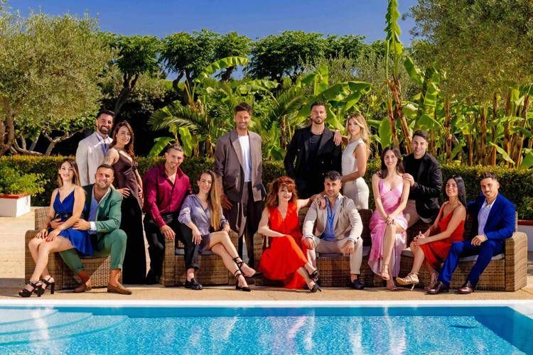 Filippo Bisciglia e le coppie di Temptation Island