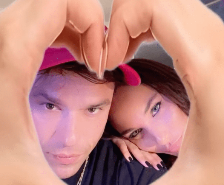 Fedez e Giulia Honegger  - Instagram