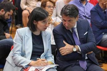 Fratelli d'Italia stabile, Pd scende, M5S sale: sondaggio politico La7