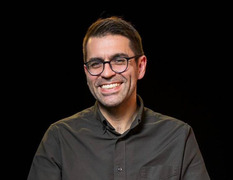 David Puente e l'irrealtà aumentata. "L’AI ha cambiato (in peggio) la lotta contro le fake news"