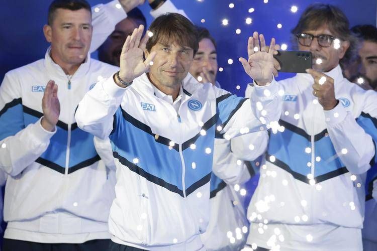 Serie A, gli allenatori più pagati della stagione 2025/26: Conte al comando, insegue Allegri