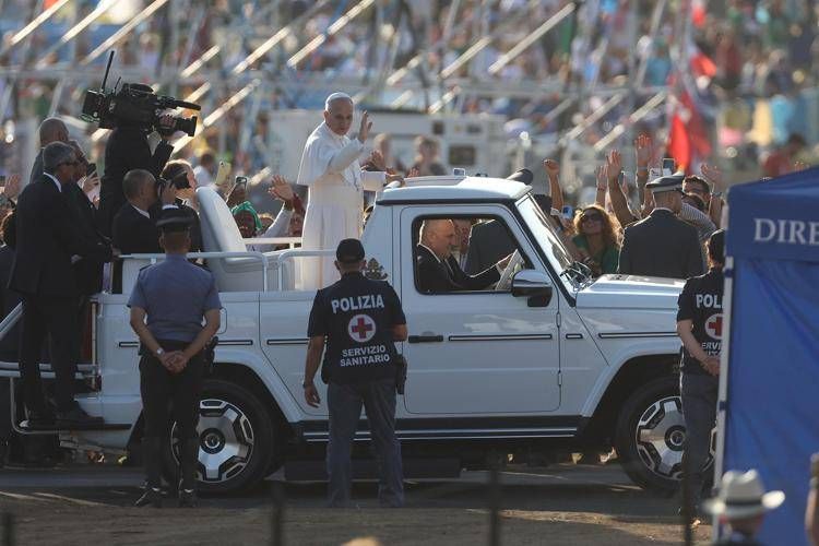 Giubileo dei giovani, ultima giornata: oltre un milione a Tor Vergata per Papa Leone