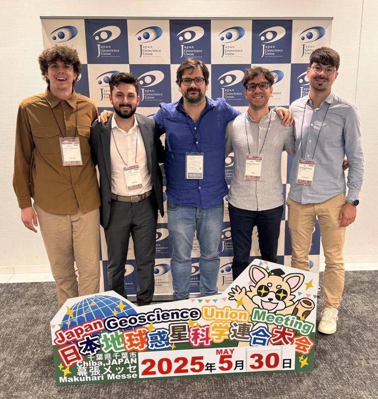 da sinistra, Giacomo Rapagnani, Anthony Salvatore Cappetta (Master student Unipi), Francesco Grigoli, Giulio Pascucci (dottorando Unipi), Emanuele Bozzi (Postdoc Unipi)