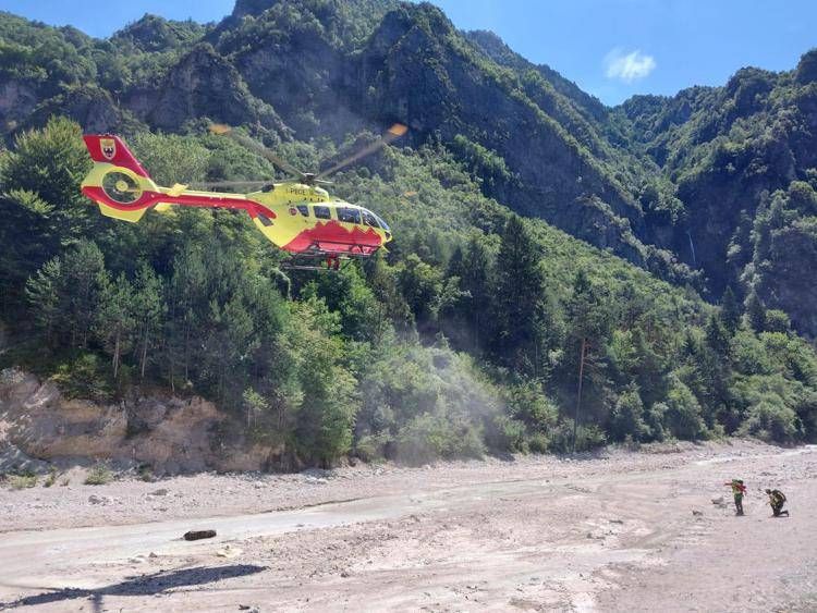 Trentino, escursionista cade sulla ferrata Valimpach e muore davanti a moglie e figli