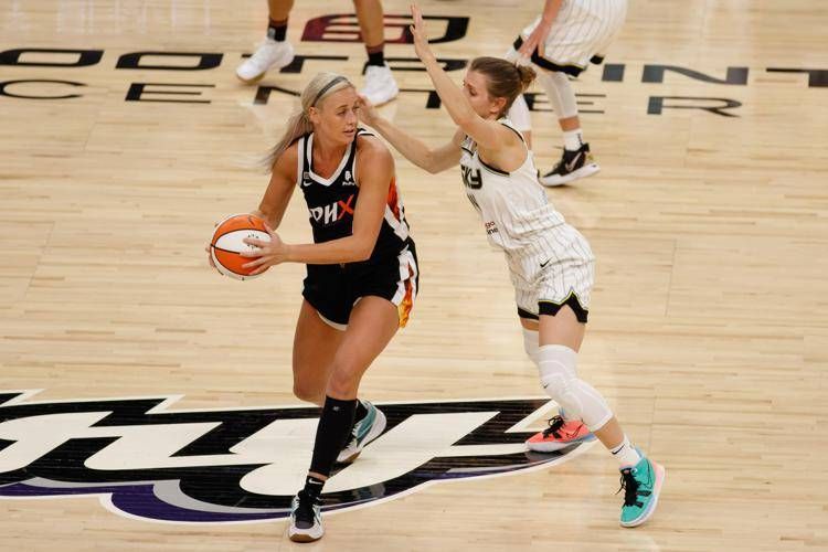 WNBA, problema... sex toys: "Smettetela di lanciarli in campo"