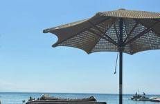 Estate, Assobalneari Italia: spiagge affollate solo domenica, presenze in calo resto settimana