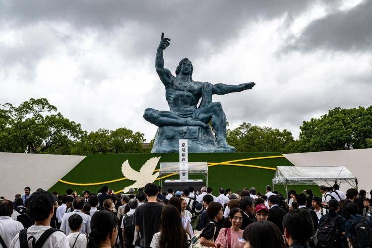 Nagasaki ha commemorato oggi, 9 agosto, le vittime della bomba atomica - (afp)
