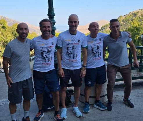 Palermo'daki Guardiola, Santa Rosalia Sanctuary ve Falcone ve Borsellino'ya olan övgü ziyaret
