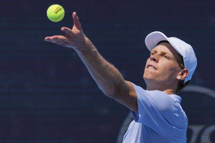 Sinner, niente sfida con Alcaraz a golf: "Carlos troppo forte"